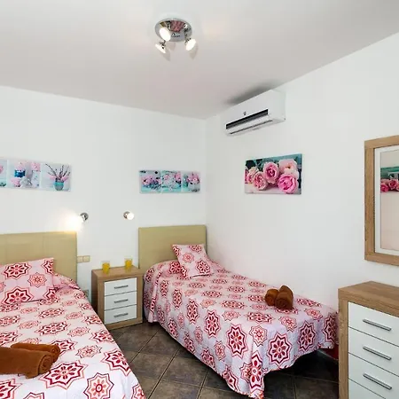 Tinamar By Villa Playa Blanca (Lanzarote)